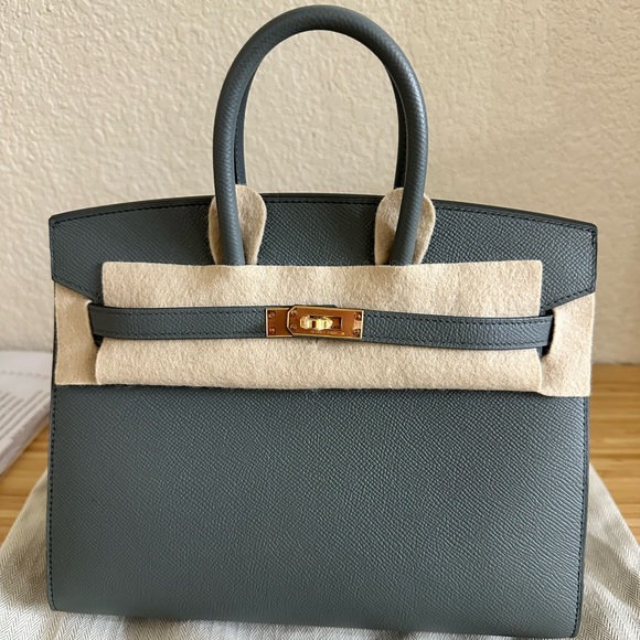 Meet your Posher - Picture 1 of 1